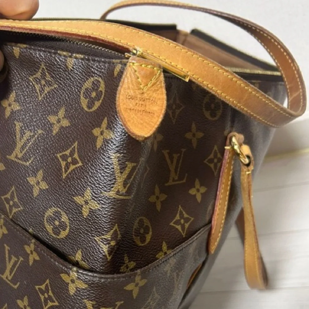 💎✨ TOP ZIPPER ✨💎 HUGE Louis Vuitton X-LARGE TOTE TOTALLY GM W/ RECEIPT - Picture 8 of 16